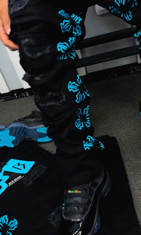 Men's Embroidered Distressed Jeans