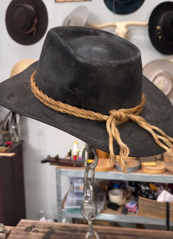 Retro Arthur Morgan's Hat