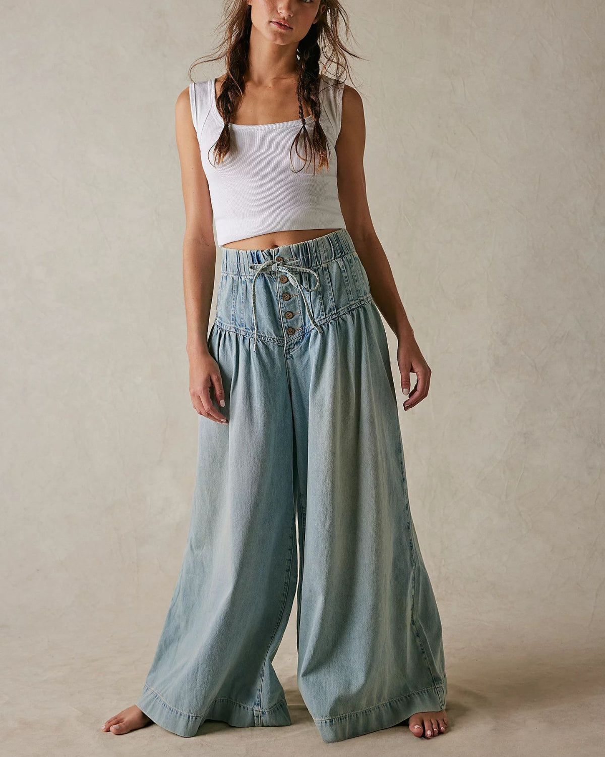 Pleated Wide Casual Jeans